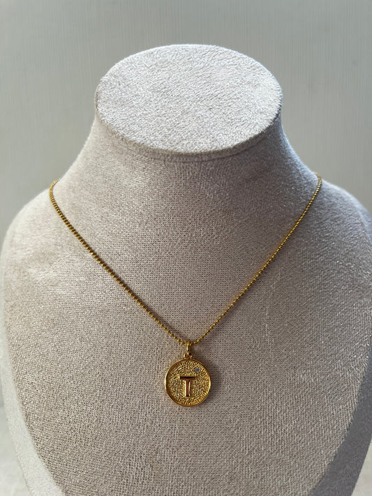 Cadena Letra L  Enchapada en Oro