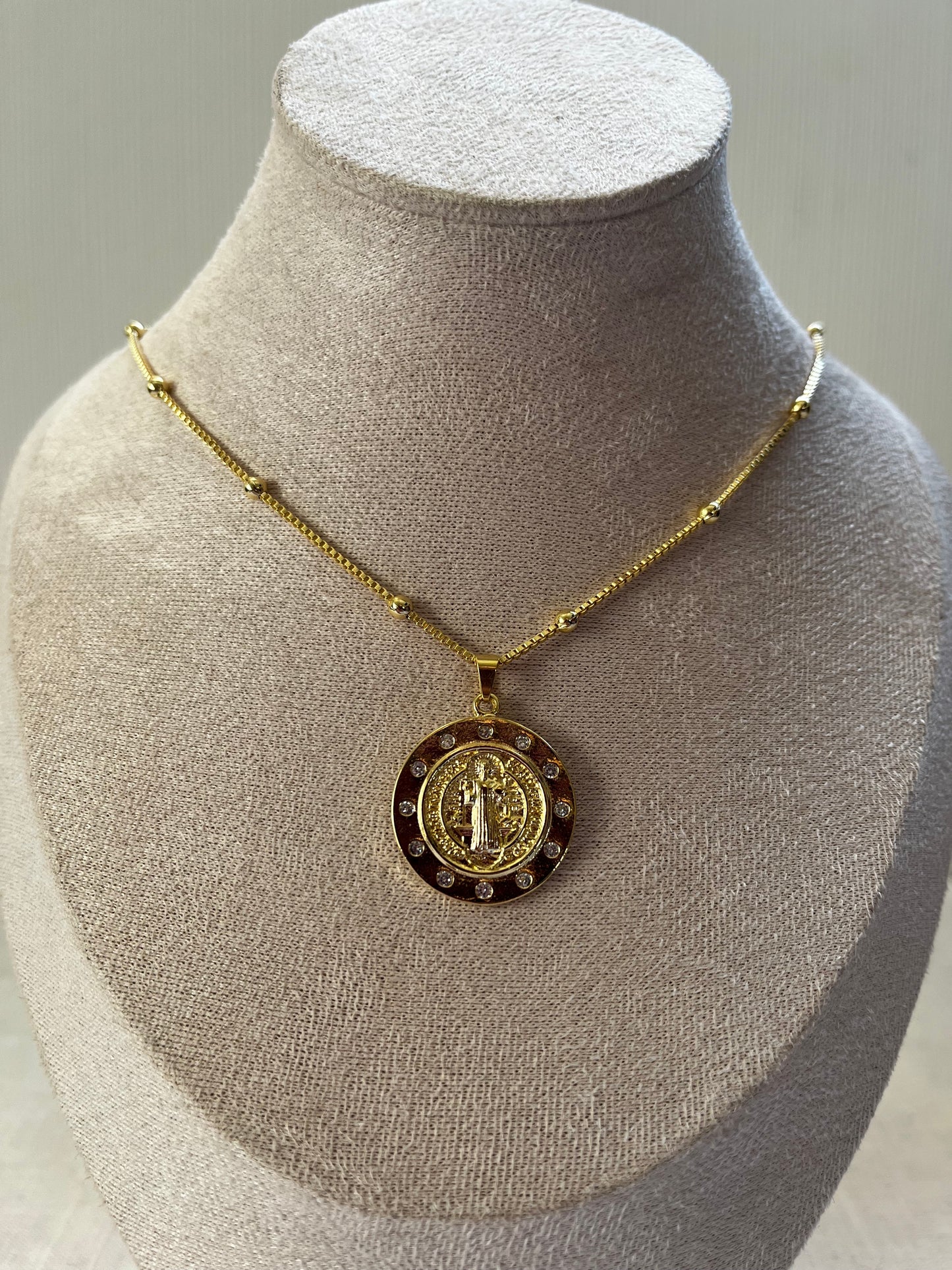 Cadena San Benito Circones